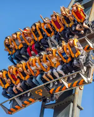 Alton Towers testera fin 2026 une file virtuelle pour les visiteurs en situation de handicap, avant tous les parcs Merlin britanniques en 2027