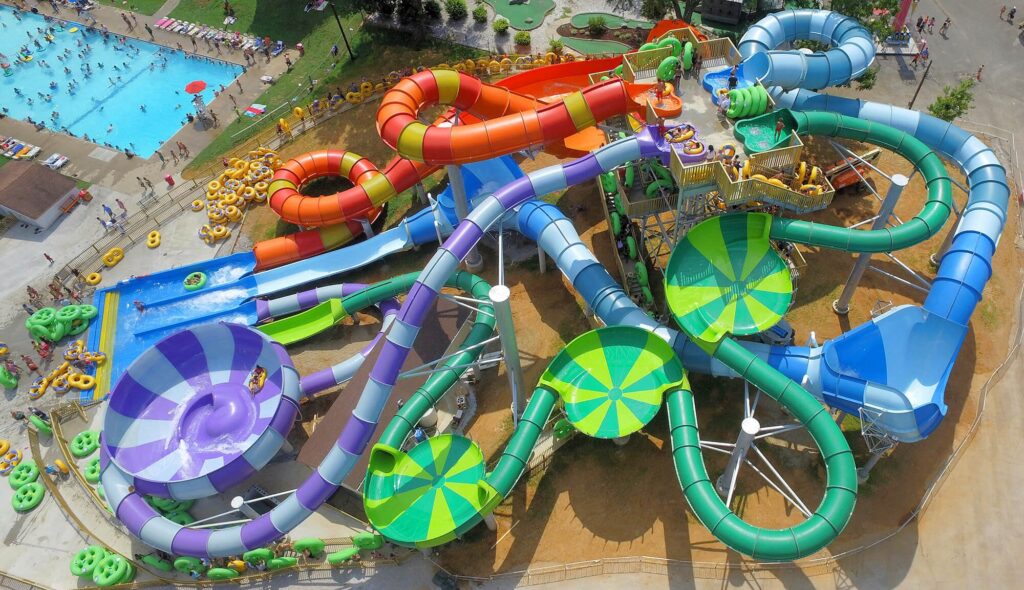 Toboggans de Splash Lagoon à Beech Bend — © Beech Bend