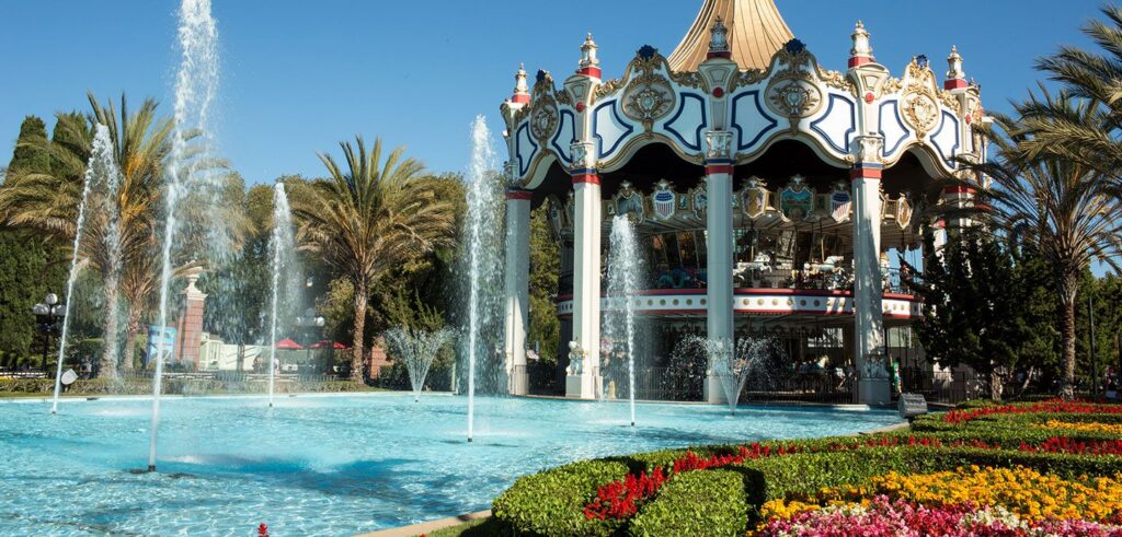 Carousel Columbia à California's Great America — © California's Great America