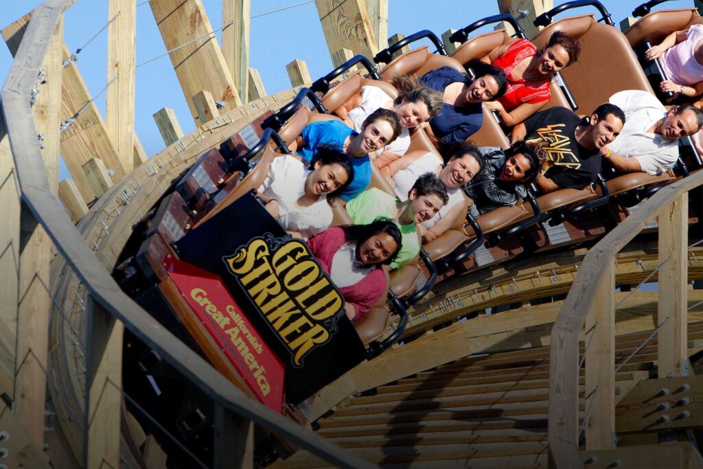 Gold Striker à California's Great America — © California's Great America