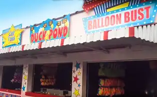 Jeux du midway à Camden Park — © Camden Park
