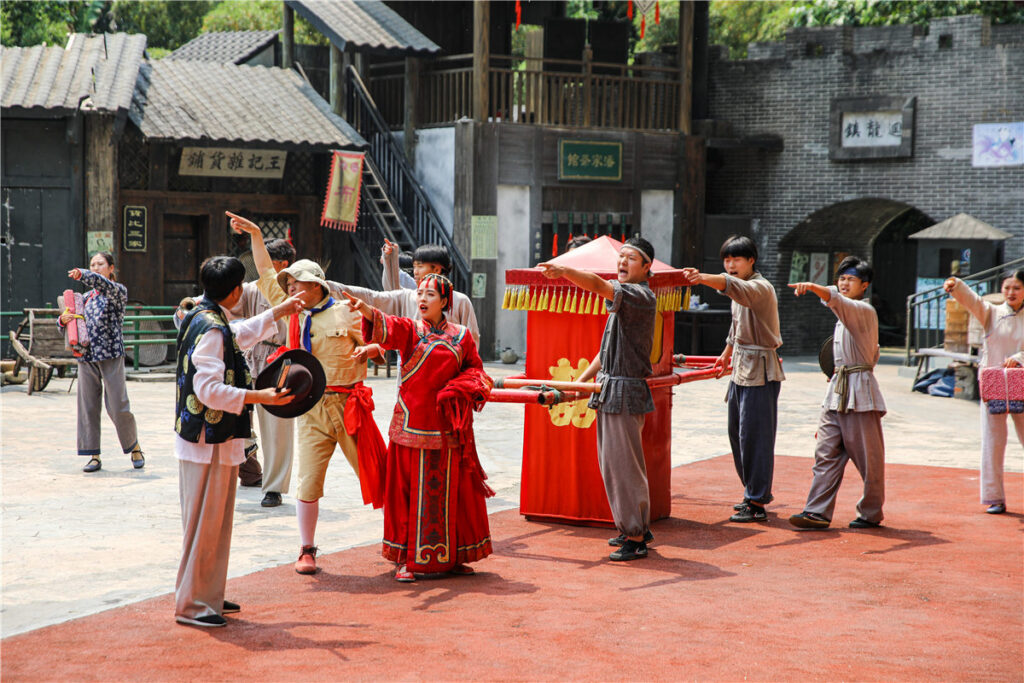 Spectacle de cascades à Chengdu Happy Valley — © Chengdu Happy Valley
