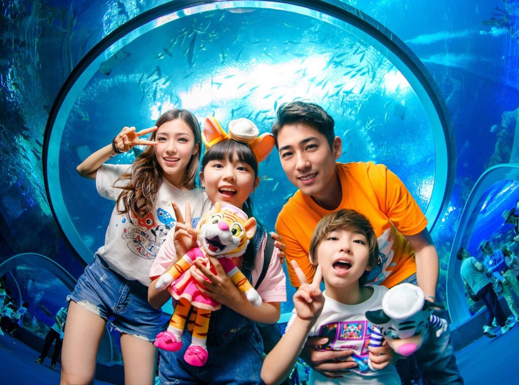 Le tunnel de l’aquarium à Chimelong Ocean Kingdom — © Chimelong Ocean Kingdom