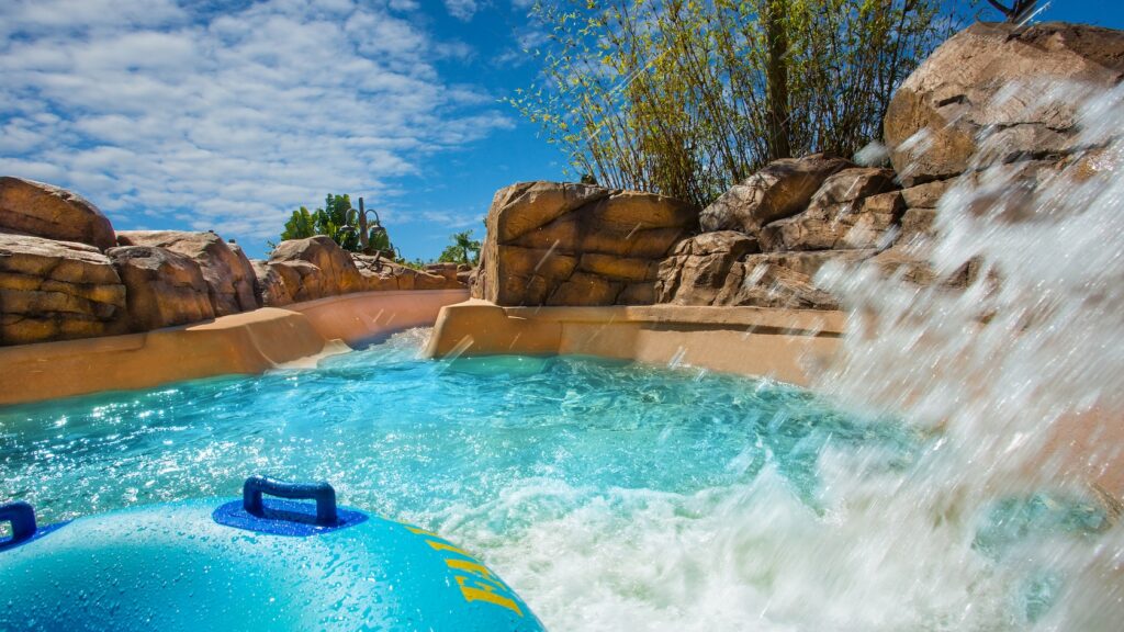 Keelhaul Falls à Disney's Typhoon Lagoon — © Disney's Typhoon Lagoon