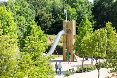 Tapsis Burgturm