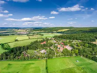 Vue aérienne à Erlebnispark Steinau — © Erlebnispark Steinau
