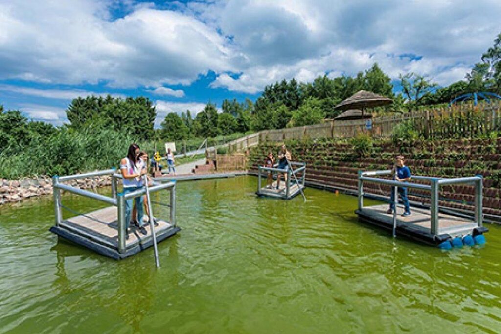 Floßfahrt à Erlebnispark Steinau — © Erlebnispark Steinau