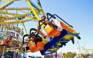 Kite Flyer à Family Kingdom — © Family Kingdom
