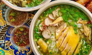 Nouilles au poulet vietnamiennes