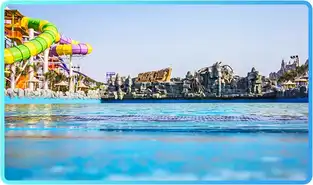 Piscine à vagues à Fantawild Water Park Xiamen — © Fantawild Water Park Xiamen