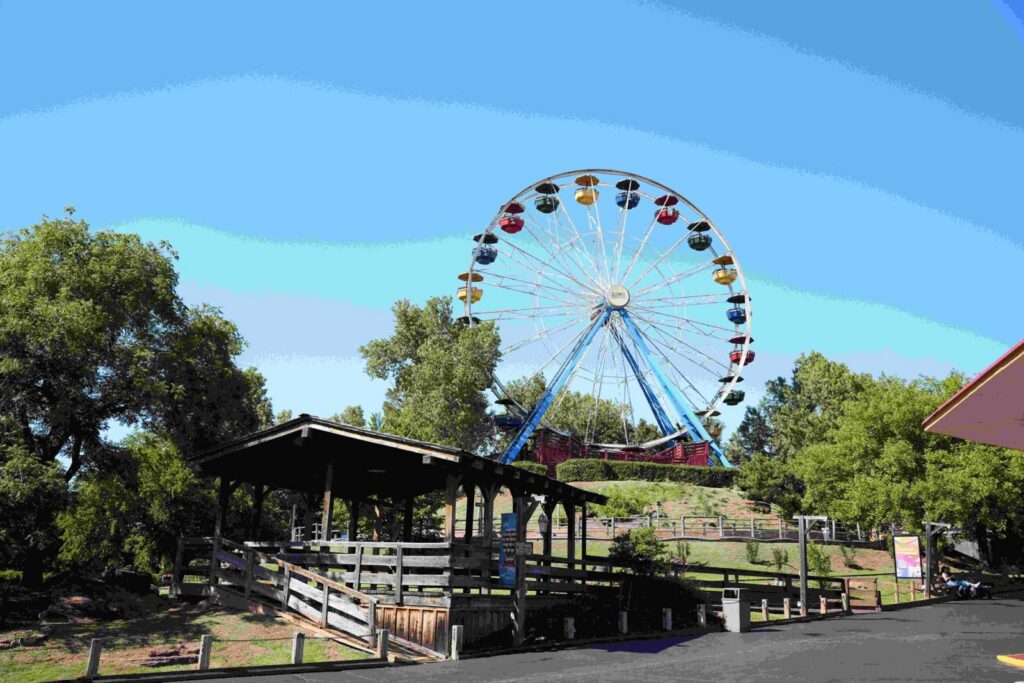 La grande roue Grand Centennial Ferris Wheel à Frontier City — © Frontier City