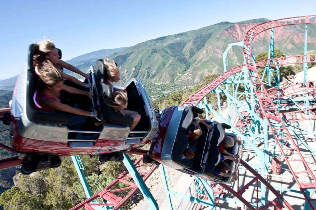 Cliffhanger Coaster à Glenwood Caverns Adventure Park — © Glenwood Caverns Adventure Park