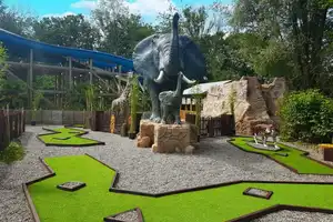 Cape Canyon Crazy Golf