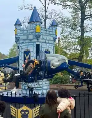 Winged Monkeys Ride