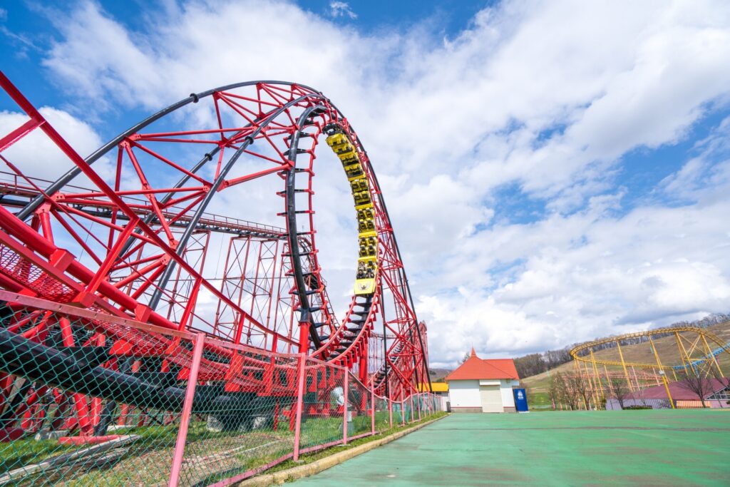 La montagne russe Ryuo à Hokkaido Greenland — © Hokkaido Greenland