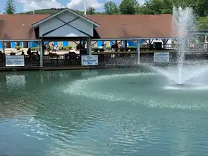 Boathouse Bar