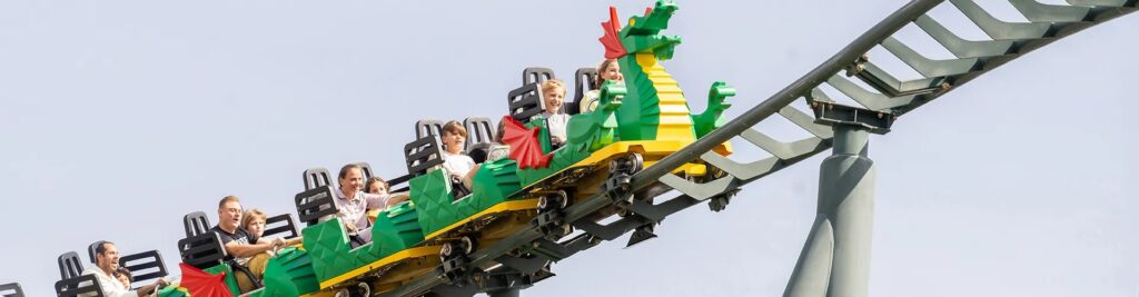 The Dragon à Legoland Dubai — © Legoland Dubai