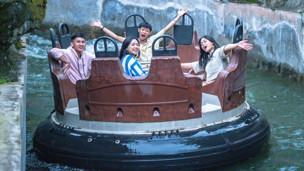 Gonjang Ganjing à Saloka Theme Park — © Saloka Theme Park