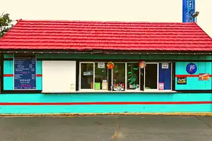 Tinsel Town Treats