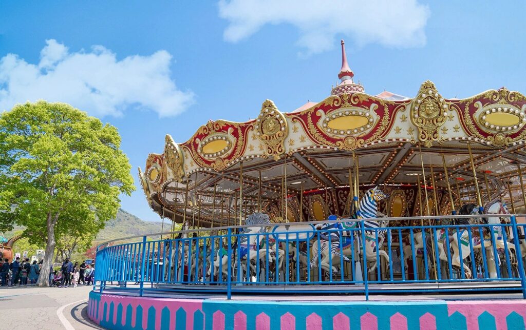 Big Merry-Go-Round à Seoul Land — © Seoul Land