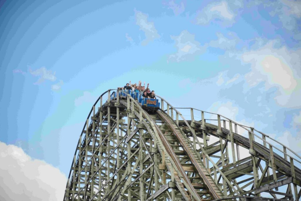 Predator à Six Flags Darien Lake — © Six Flags Darien Lake