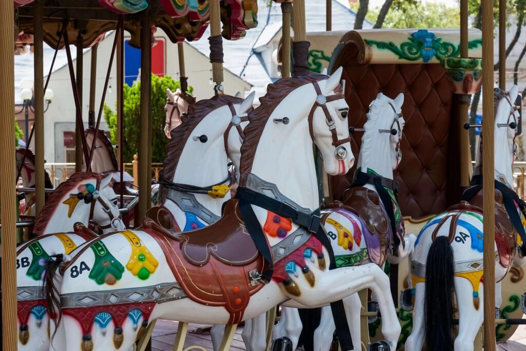 Le Grand Carrousel du Pueblo Francés à Six Flags México — © Six Flags México