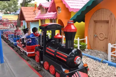 Looney Tunes Circo Express