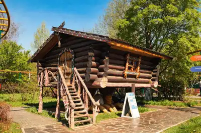Дом Бабы Яги (La Maison de Baba Yaga)