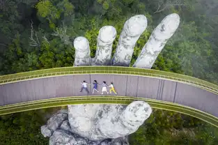 Golden Bridge à Sun World Ba Na Hills — © Sun World Ba Na Hills