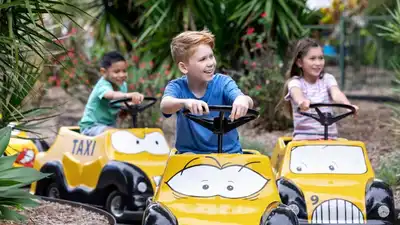 Speedy Gonzales’ Tijuana Taxis