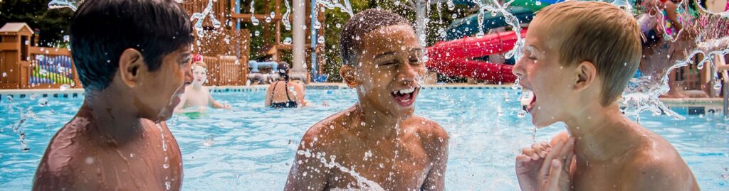Rock 'n' Roll Island à Water Country USA — © Water Country USA
