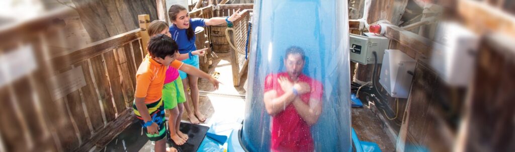 Liwa Loop à Yas Waterworld — © Yas Waterworld