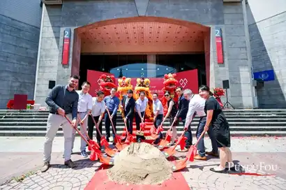 Le puy du fou s'attaque à la chine !