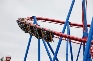 Superman: Ultimate Flight à Six Flags Great Adventure — © Six Flags Great Adventure