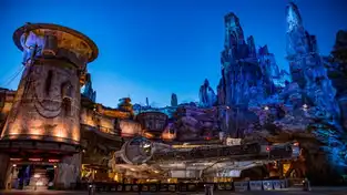 Star Wars: Galaxy's Edge et le Millennium Falcon à Disney's Hollywood Studios — © Walt Disney World