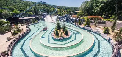 5 parcs d'attractions où se rafraîchir cet été en France : notre sélection anti-canicule