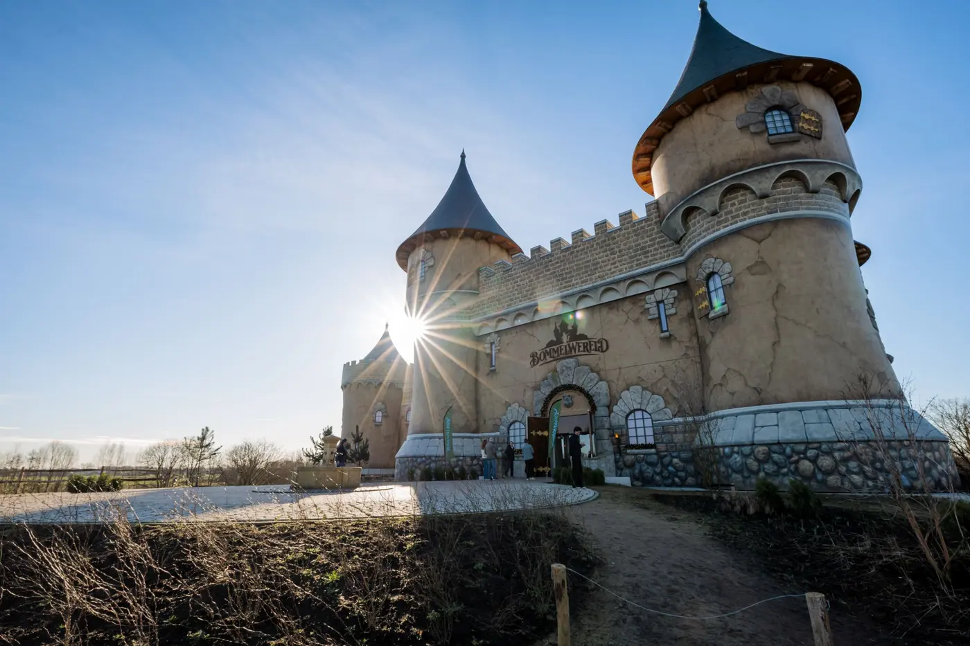 Bommelwereld récupère deux attractions de Plopsa Station Antwerp, dont le dark ride interactif Het Smurfenavontuur