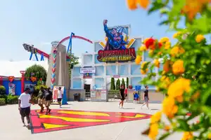 SUPERMAN™: Ultimate Flight