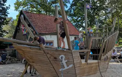 Speelschip
