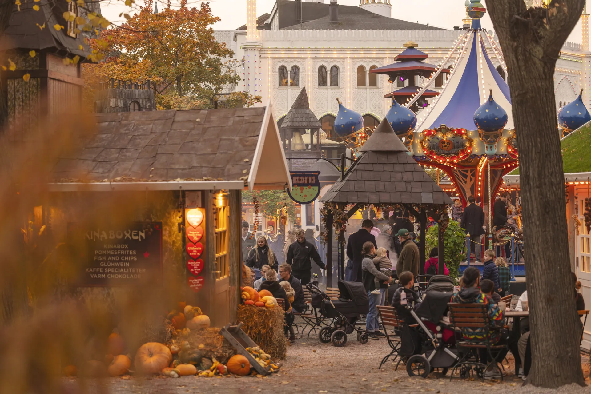 Citrouilles d'Halloween dans les allées des Jardins de Tivoli – © Tivoli