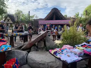 Les Trouvailles de Bonemine : la brocante vintage du Parc Astérix revient le mercredi 26 août