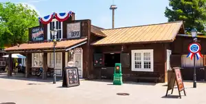 Fly's Photograph Studio