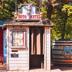 Wanted — Photo western