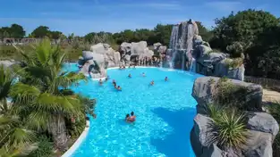 Ocayo, lagon avec cascade à O'Gliss Park – © O'Gliss Park