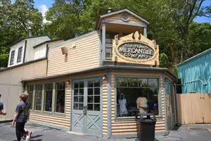 Six Flags Mercantile