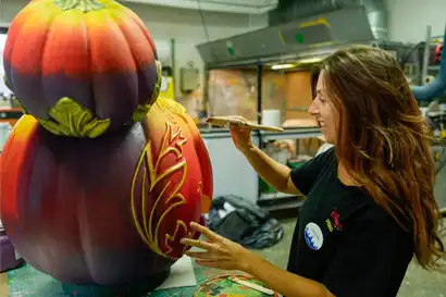 Festival Halloween Disney 2026 : les Méchants prennent le pouvoir sur Main Street, un décor entièrement neuf jusqu'au 1er novembre